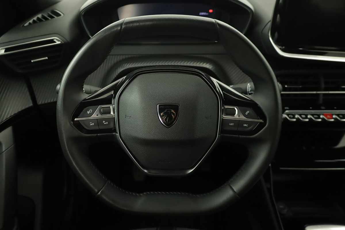 peugeot-2008-2025-gasolina-1199cc