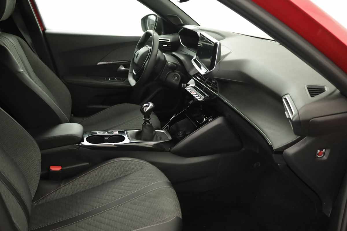 peugeot-2008-2025-gasolina-1199cc