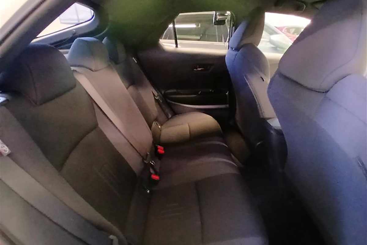 toyota-c-hr-2025-hibrido-a-gasolina-1998cc