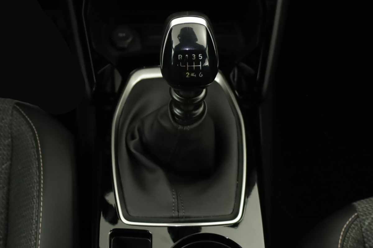 peugeot-2008-2025-gasolina-1199cc