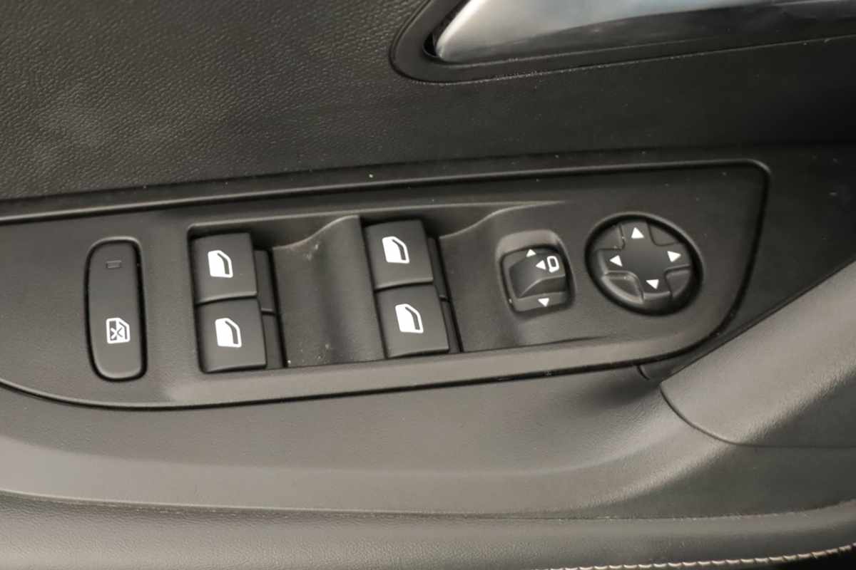 peugeot-2008-2025-gasolina-1199cc