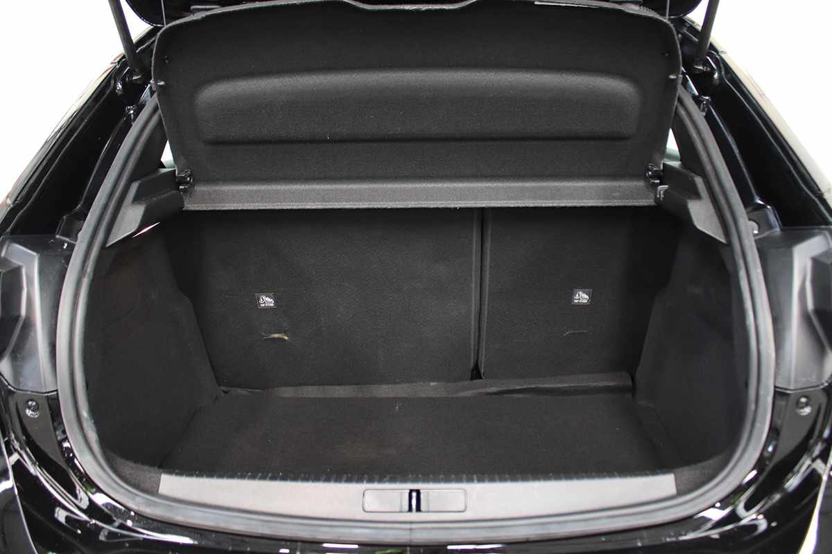 opel-corsa-2025-gasolina-1199cc