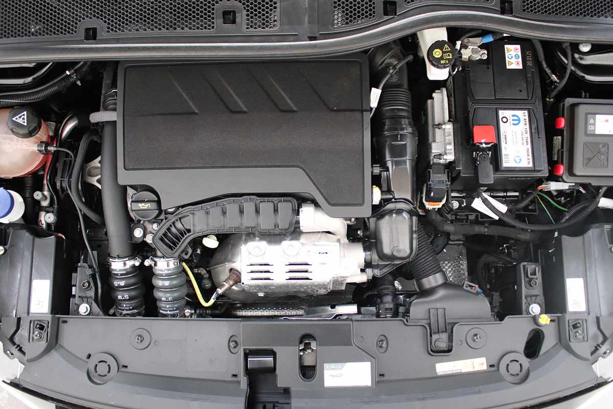 opel-corsa-2025-gasolina-1199cc