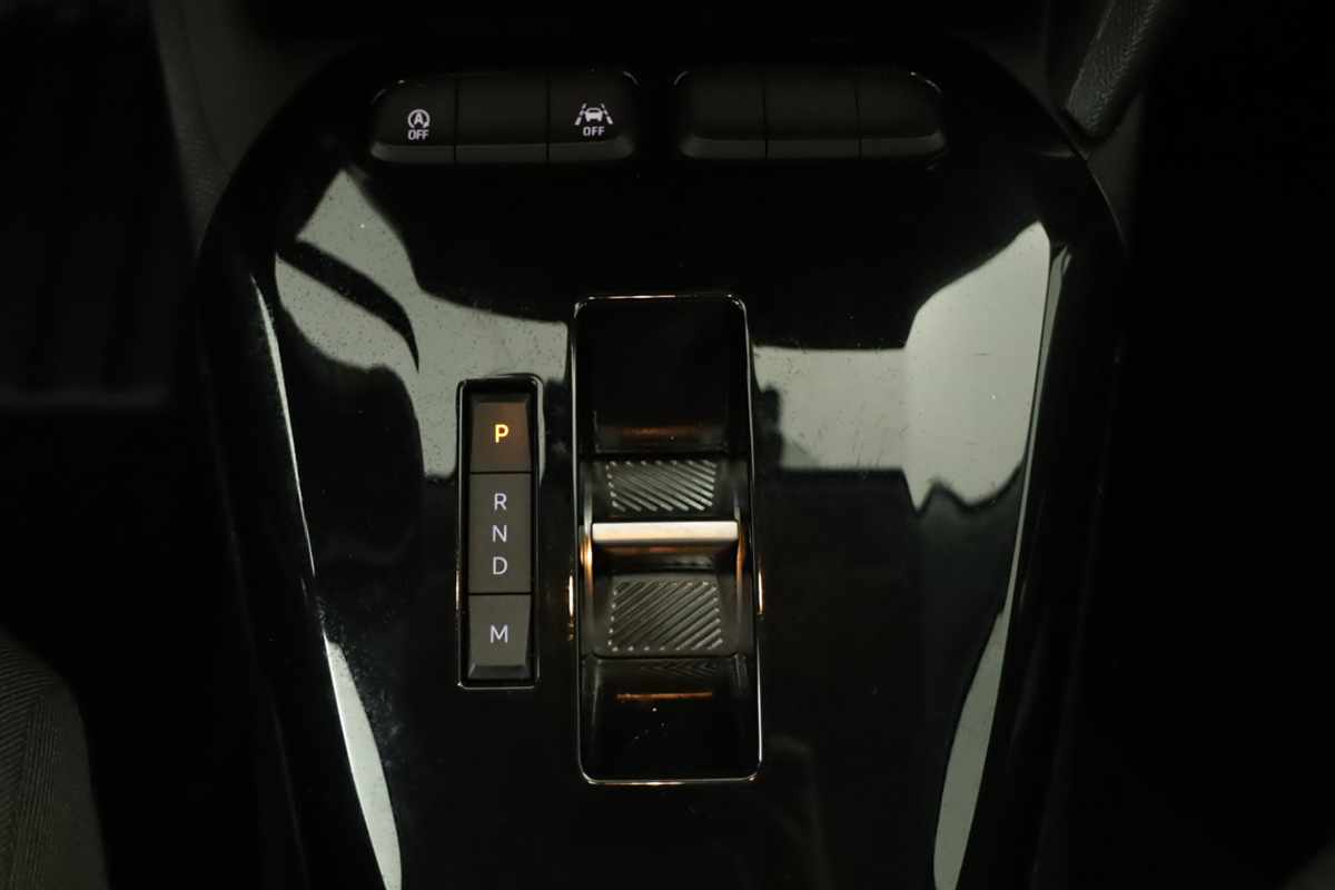 opel-corsa-2025-gasolina-1199cc