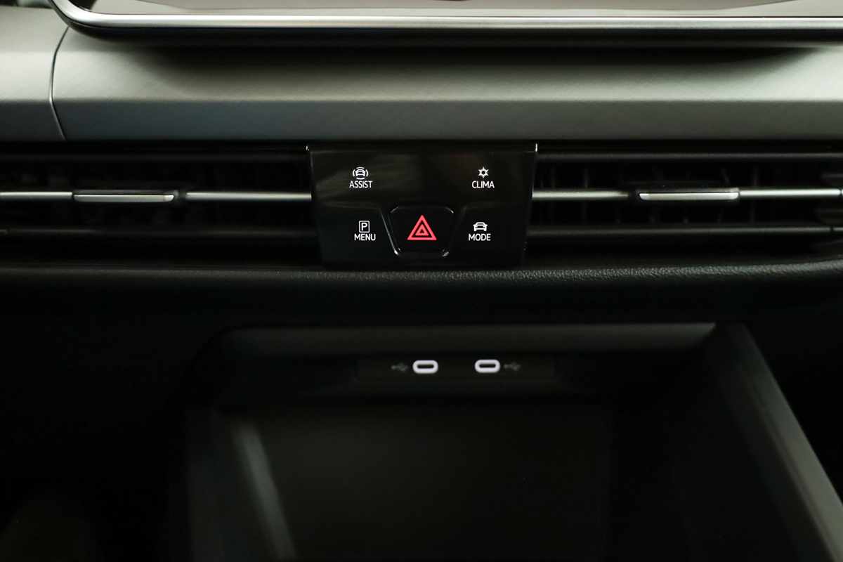 volkswagen-golf-2025-hibrido-a-gasolina-1498cc