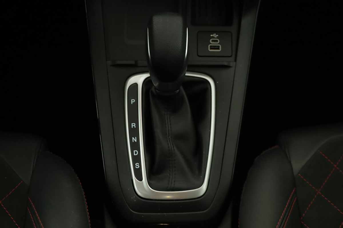 ford-puma-2025-gasolina-998cc