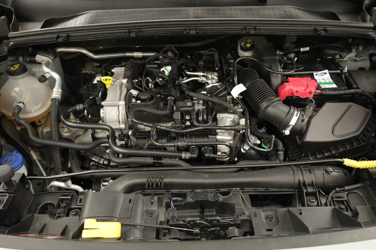 ford-puma-2025-gasolina-998cc
