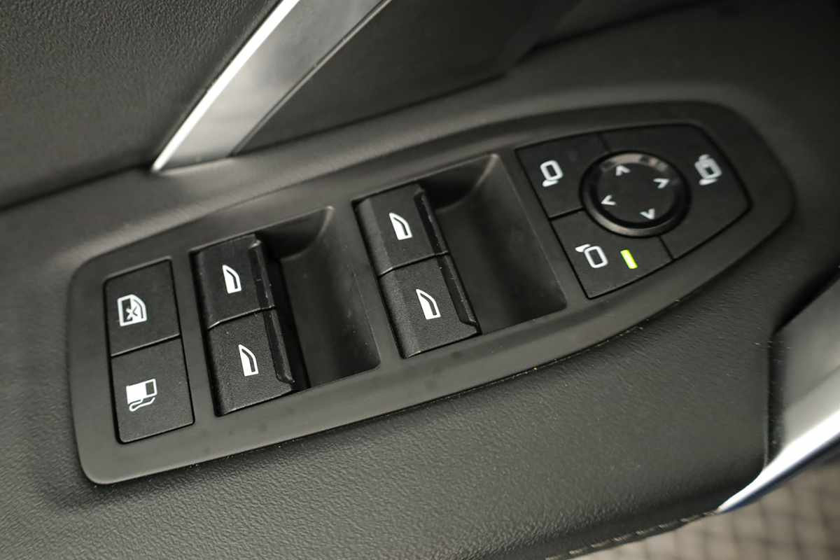 bmw-x1-2025-hibrido-a-gasolina-1499cc