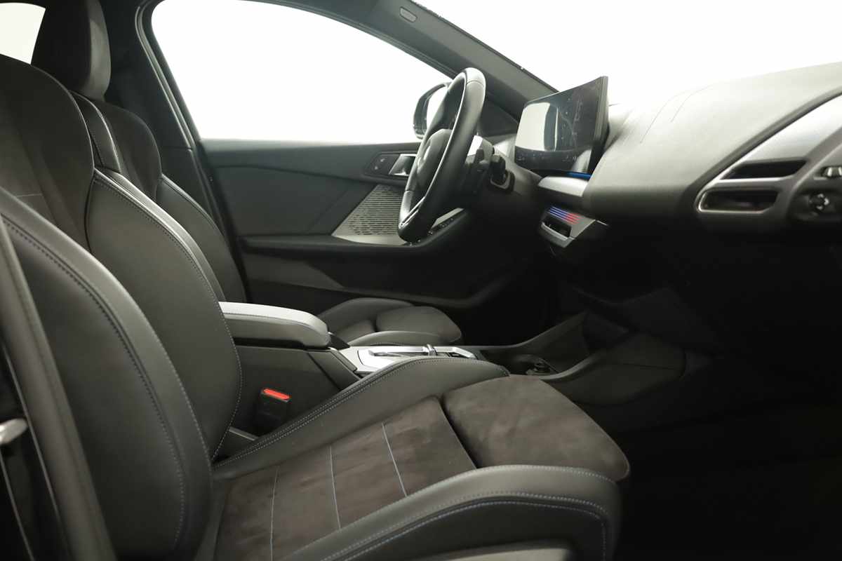 bmw-serie-1-2025-gasolina-1499cc