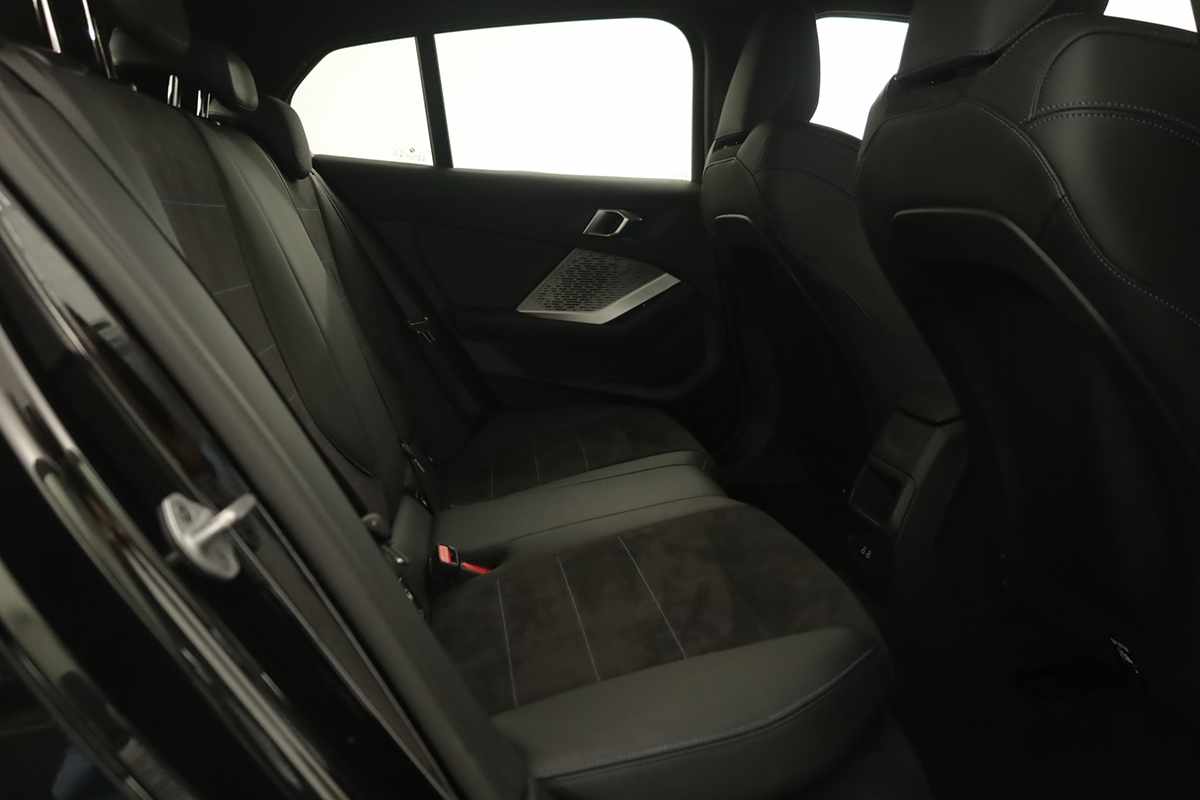bmw-serie-1-2025-gasolina-1499cc