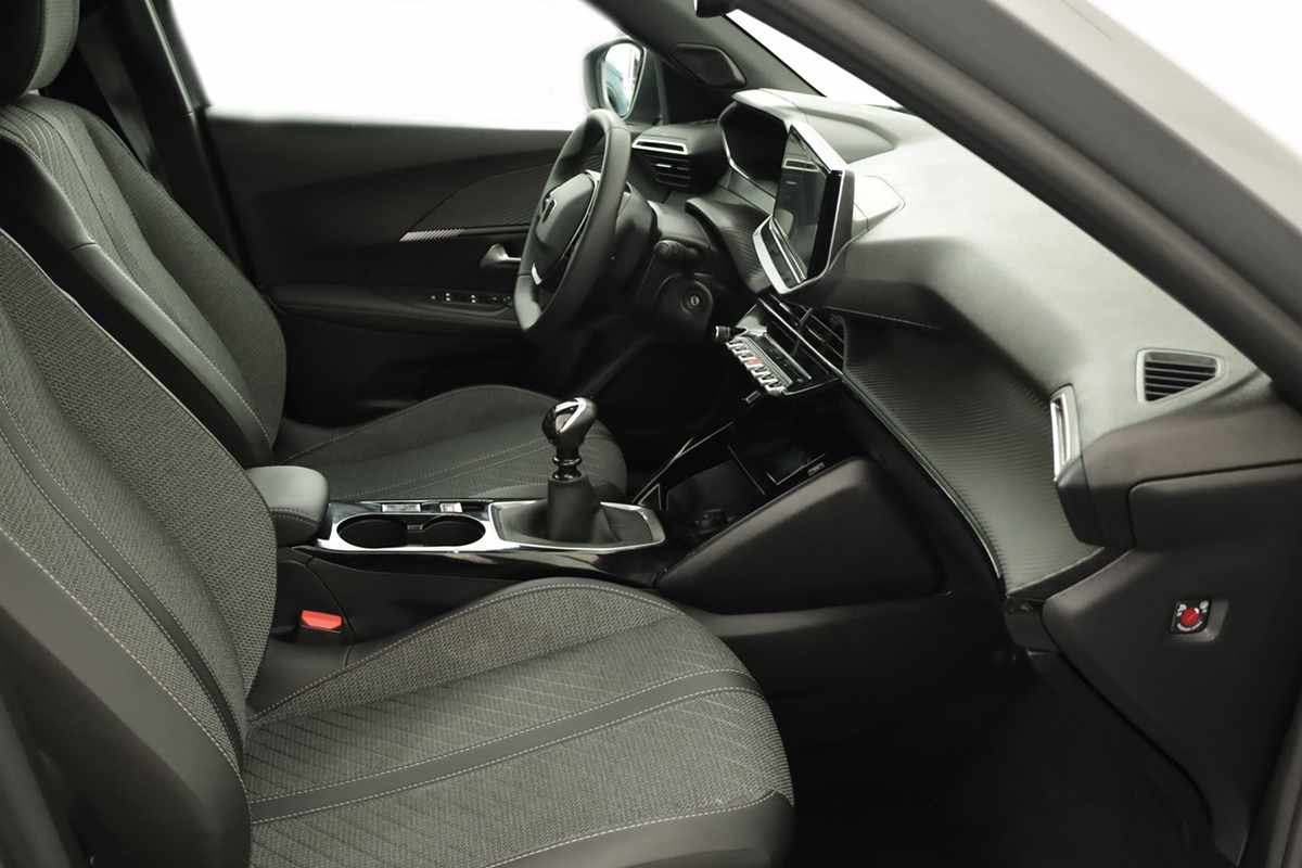 peugeot-2008-2025-gasolina-1199cc