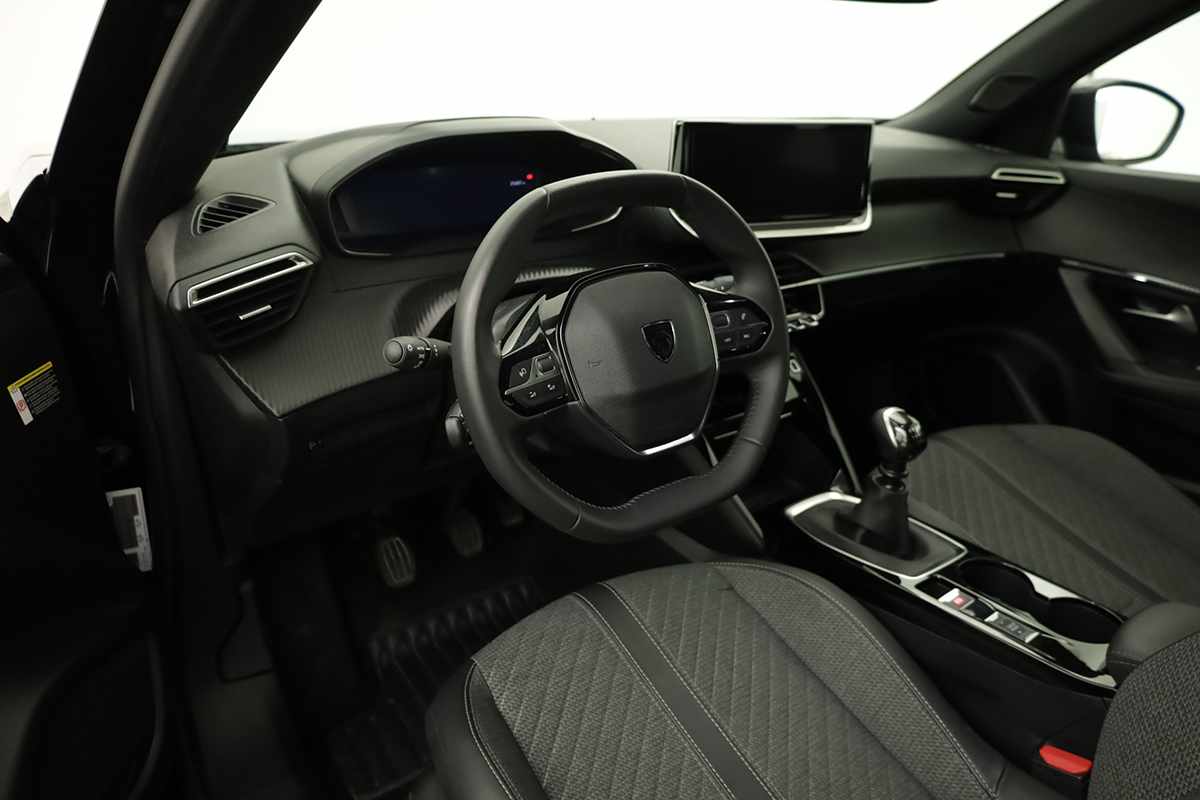 peugeot-2008-2025-gasolina-1199cc