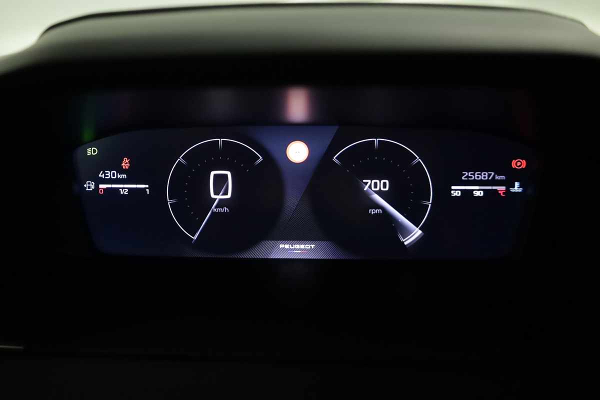 peugeot-2008-2025-gasolina-1199cc