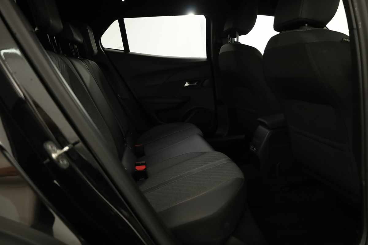 peugeot-2008-2025-gasolina-1199cc