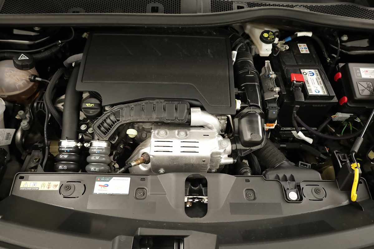 peugeot-2008-2025-gasolina-1199cc