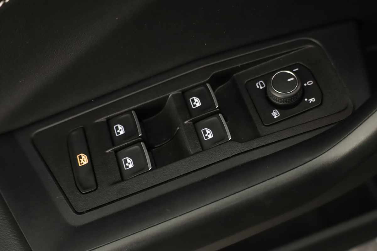 volkswagen-t-roc-2025-gasolina-999cc