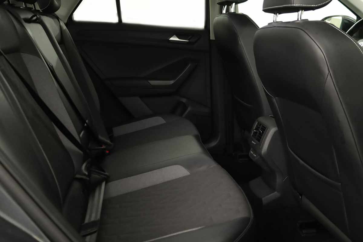 volkswagen-t-roc-2025-gasolina-999cc