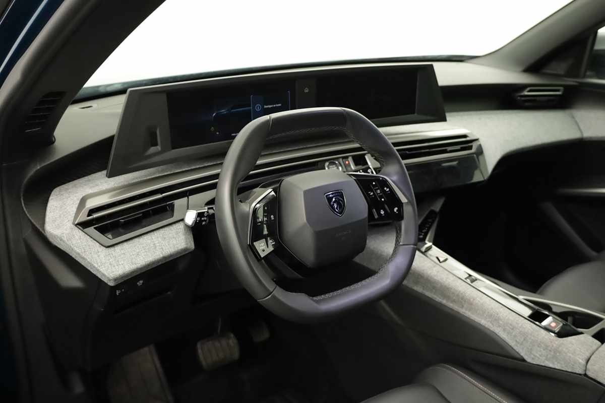 peugeot-5008-2025-gasolina-1199cc