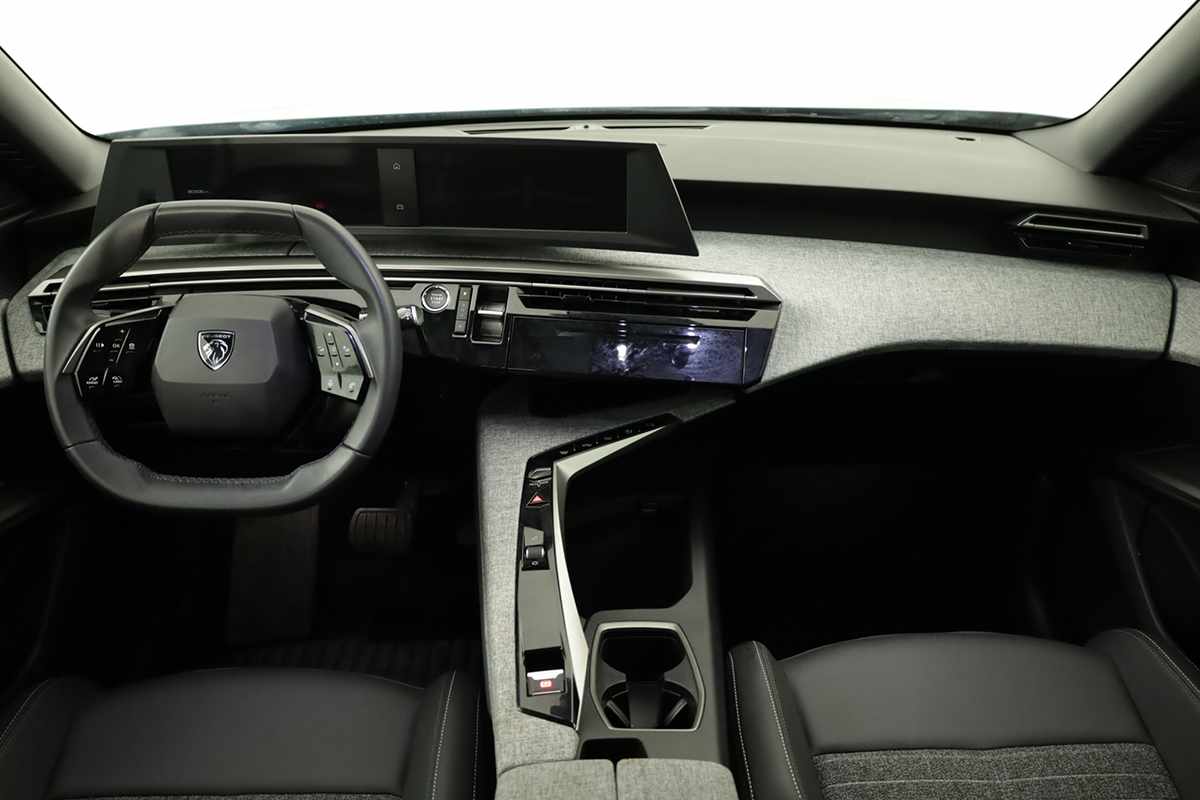 peugeot-5008-2025-gasolina-1199cc