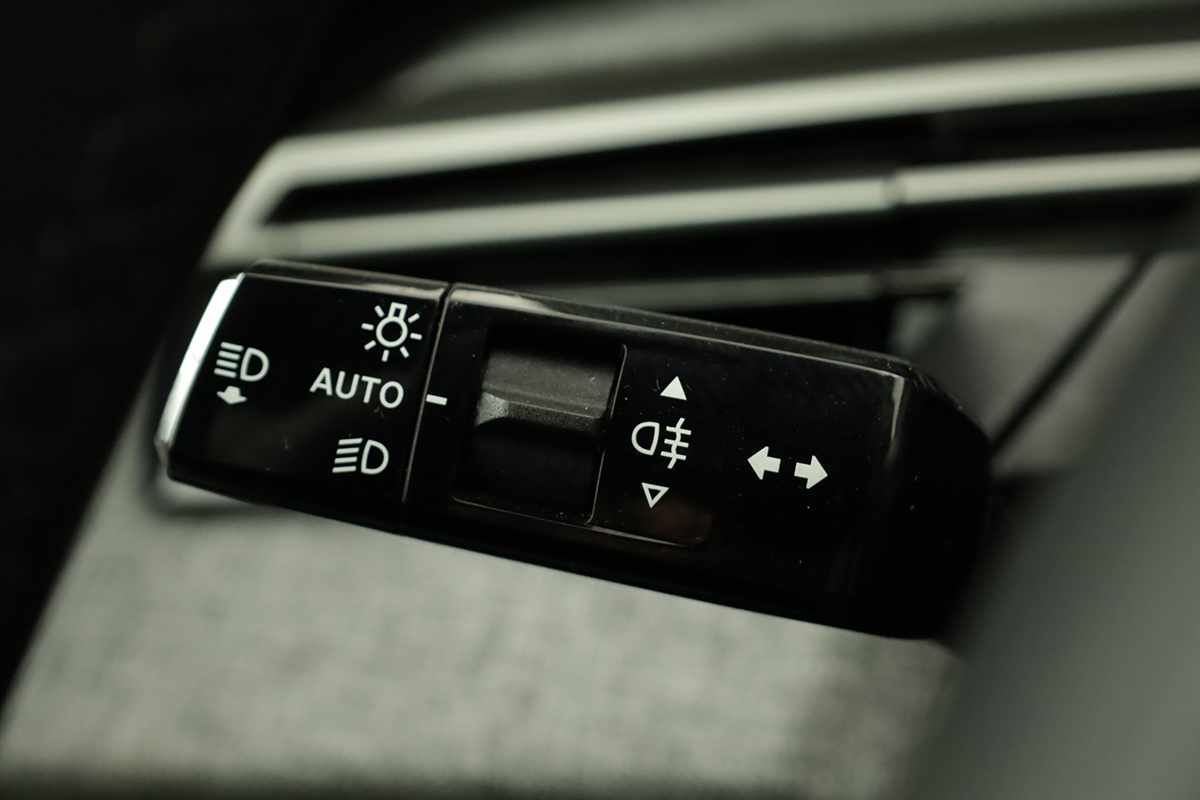 peugeot-5008-2025-gasolina-1199cc