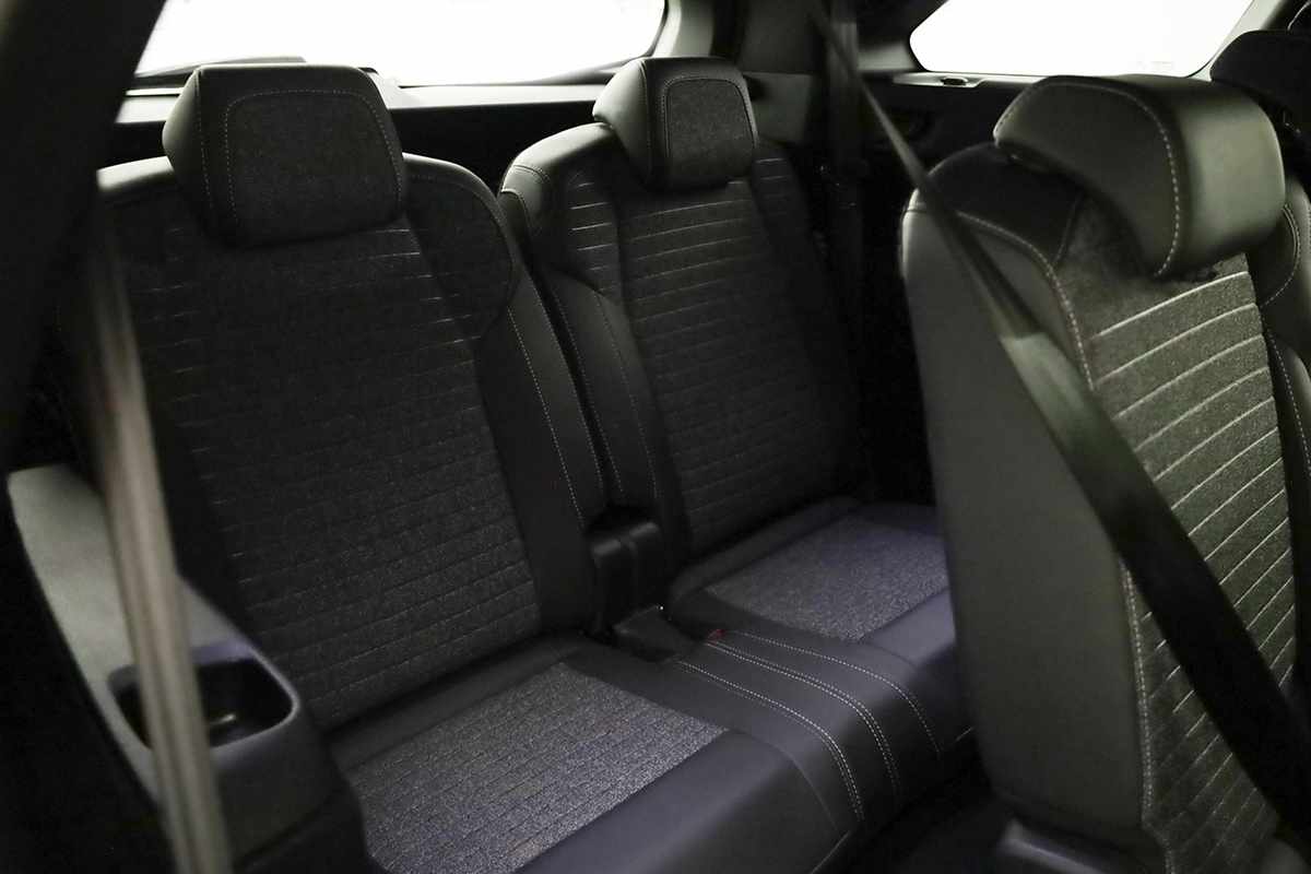 peugeot-5008-2025-gasolina-1199cc