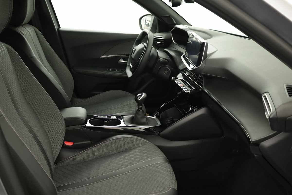 peugeot-2008-2025-gasolina-1199cc
