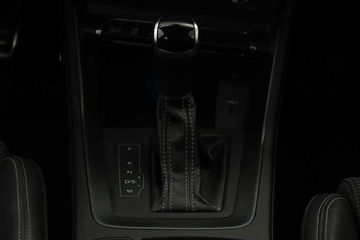 audi-q3-2024-hibrido-a-gasolina-1395cc