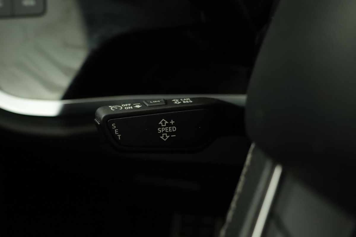 audi-q3-2024-hibrido-a-gasolina-1395cc
