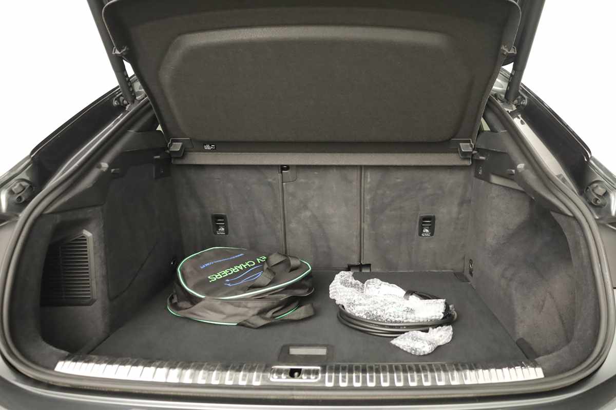 audi-q3-2024-hibrido-a-gasolina-1395cc