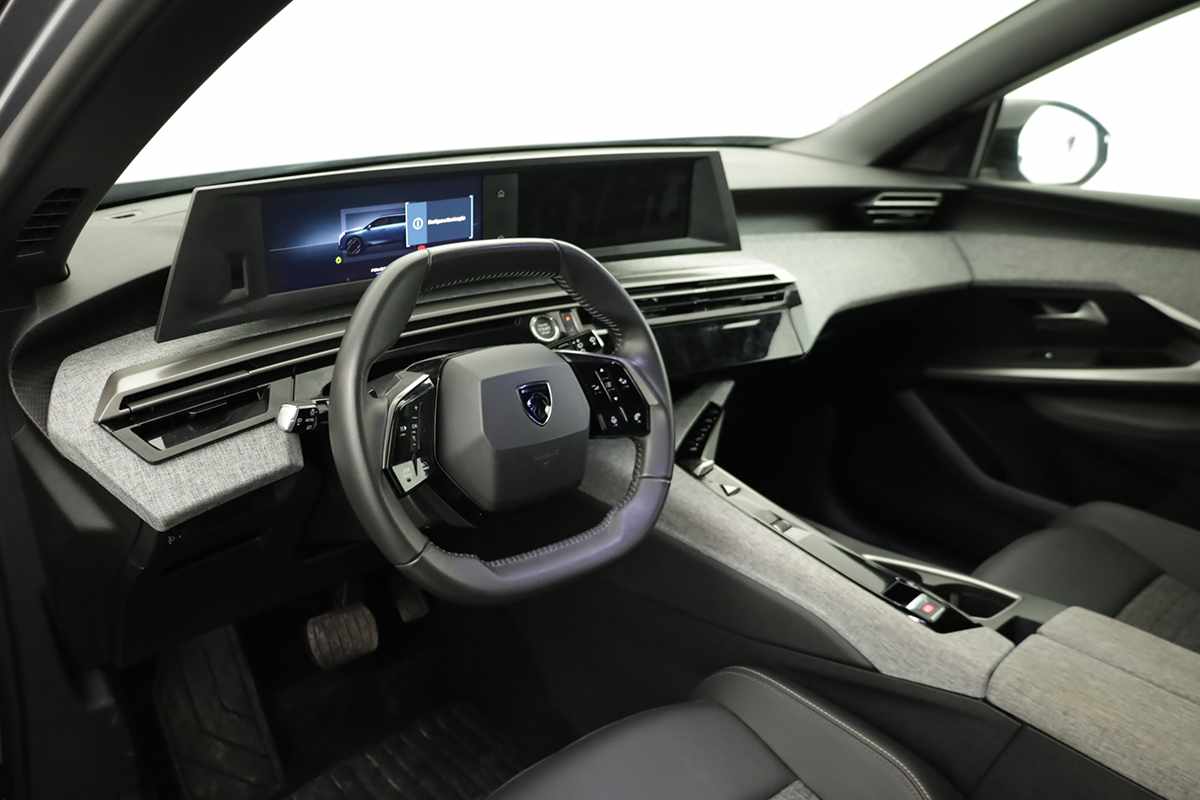 peugeot-5008-2025-gasolina-1199cc
