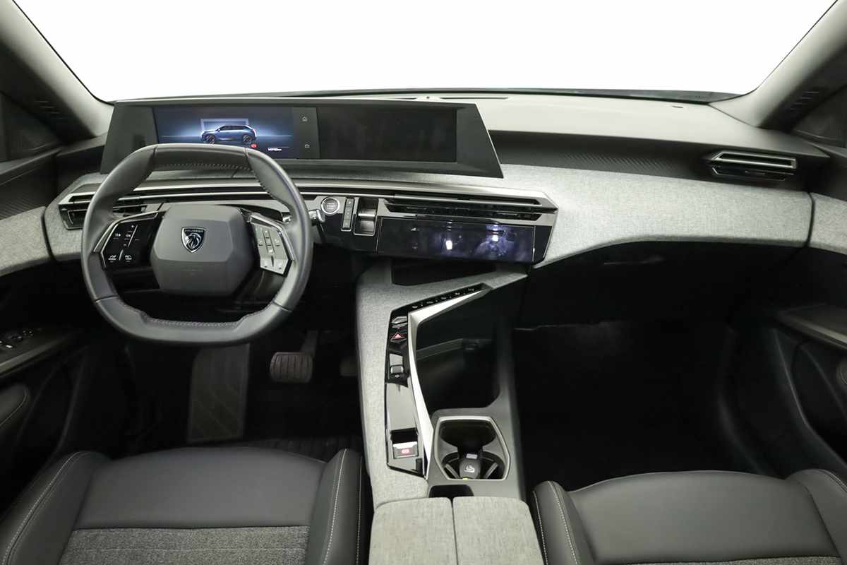 peugeot-5008-2025-gasolina-1199cc