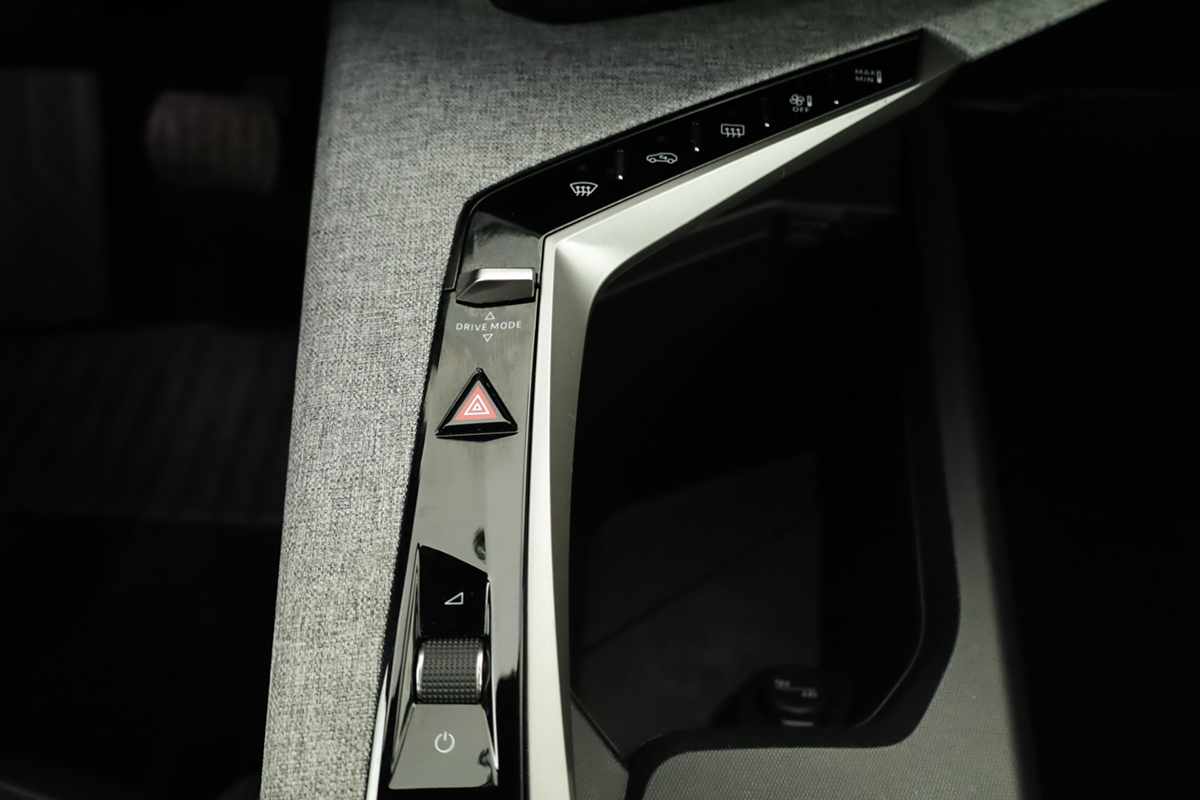 peugeot-5008-2025-gasolina-1199cc