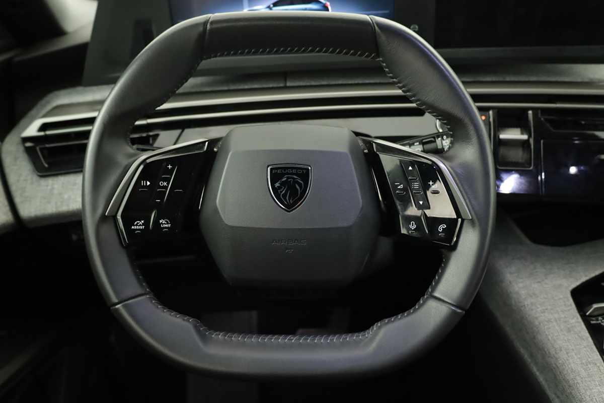 peugeot-5008-2025-gasolina-1199cc