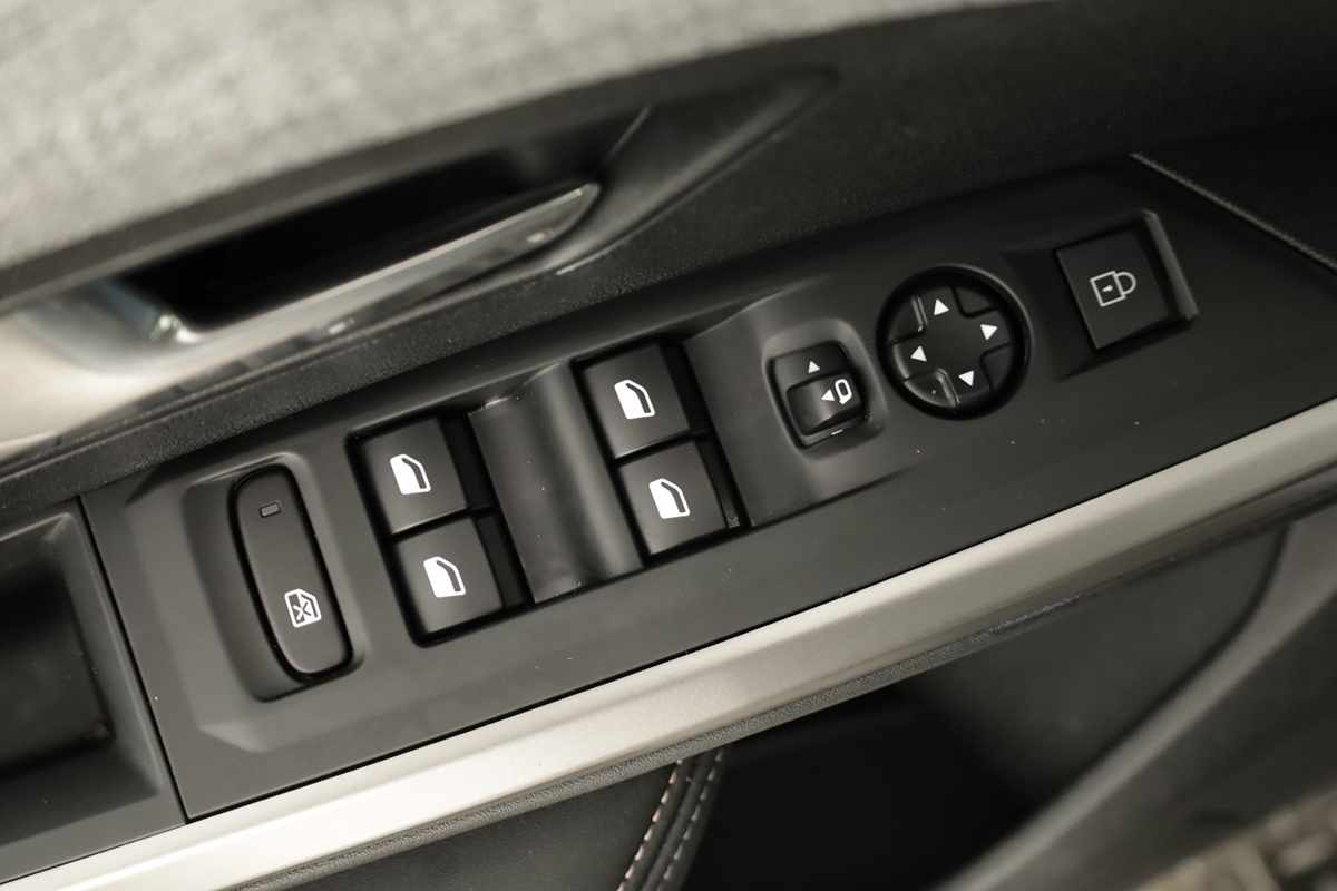 peugeot-5008-2025-gasolina-1199cc
