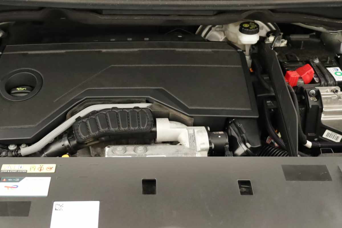 peugeot-5008-2025-gasolina-1199cc