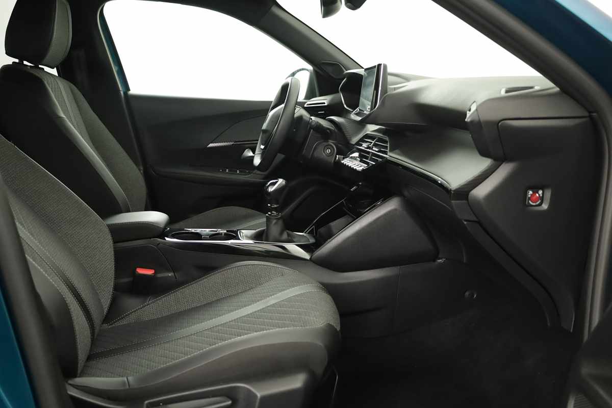 peugeot-2008-2025-gasolina-1199cc