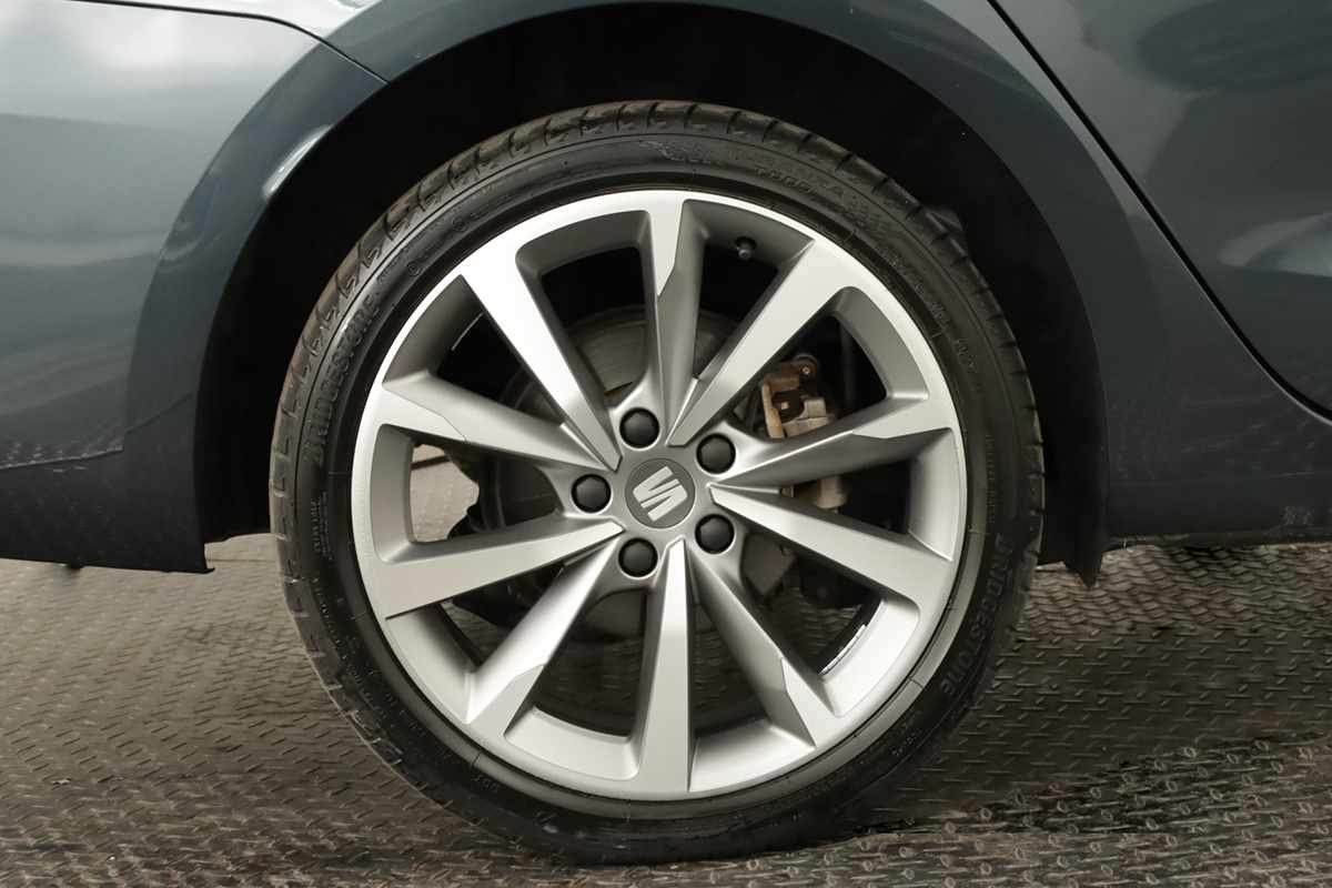 seat-leon-st-2025-hibrido-a-gasolina-1498cc