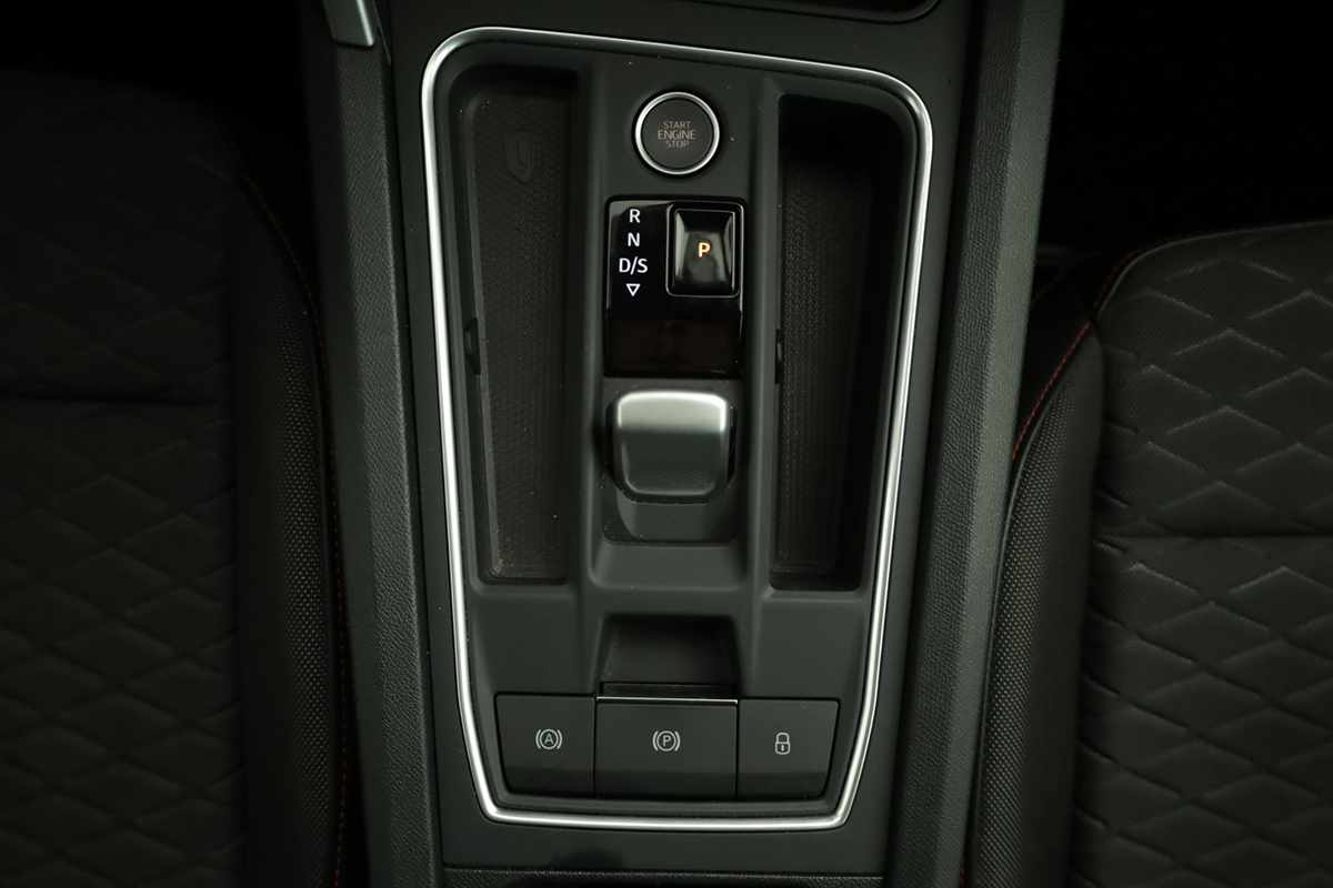 seat-leon-st-2025-hibrido-a-gasolina-1498cc