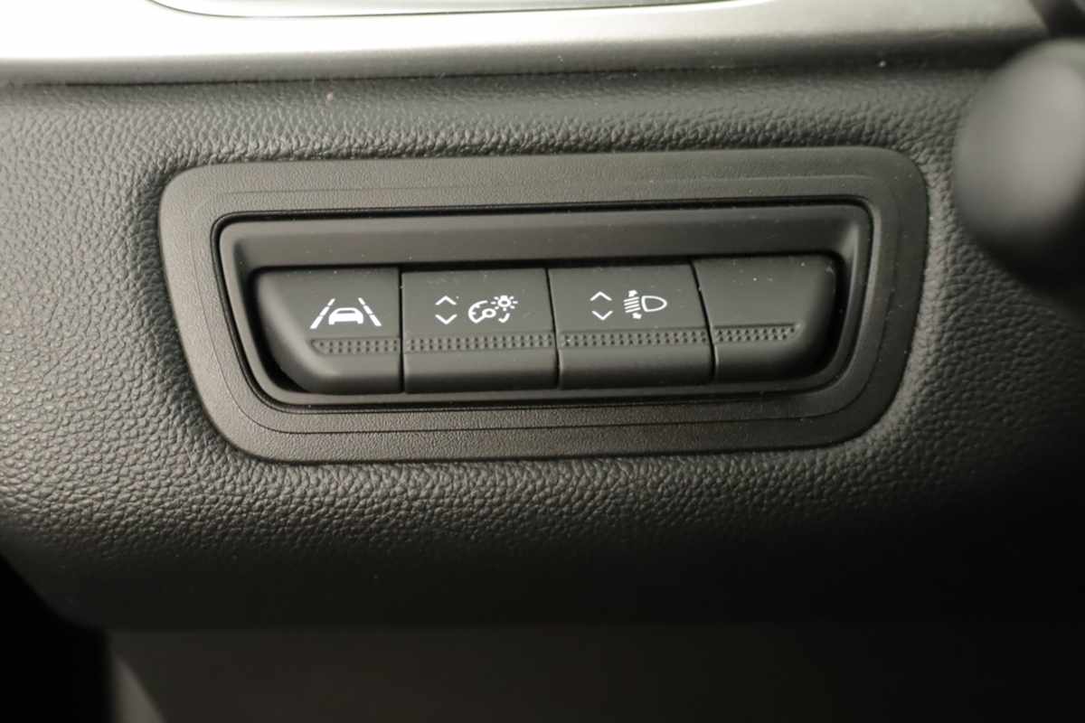renault-captur-2023-gasolina-999cc