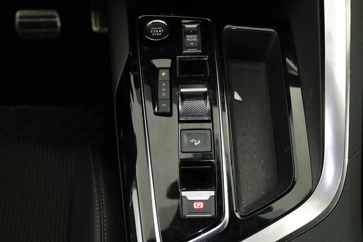peugeot-3008-2024-gasolina-1199cc