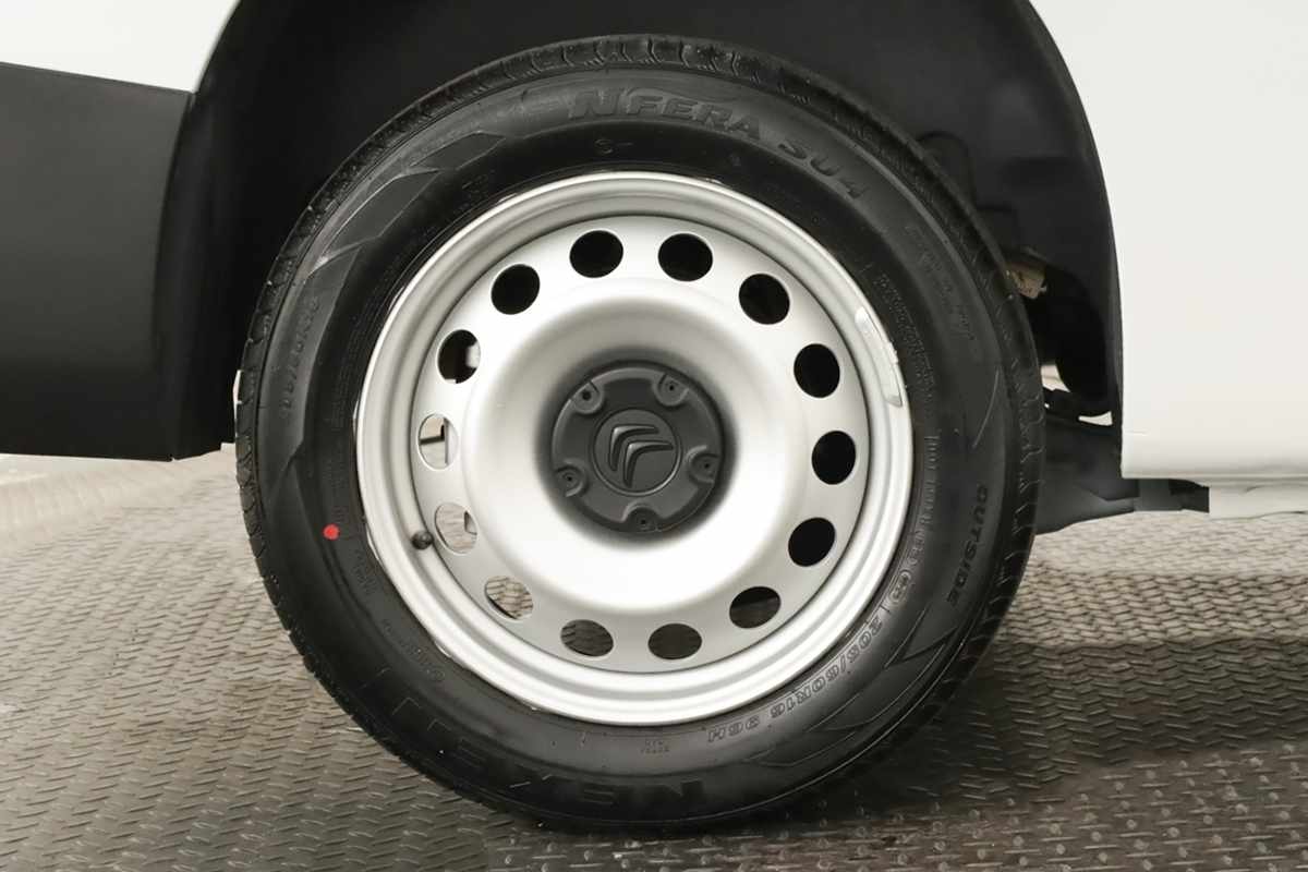 citroen-berlingo-2024-diesel-1499cc