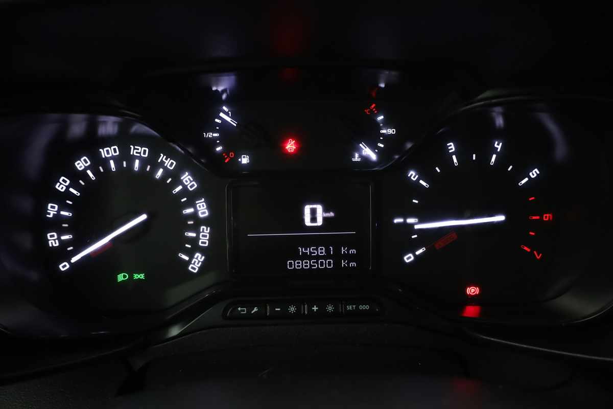 citroen-berlingo-2024-diesel-1499cc