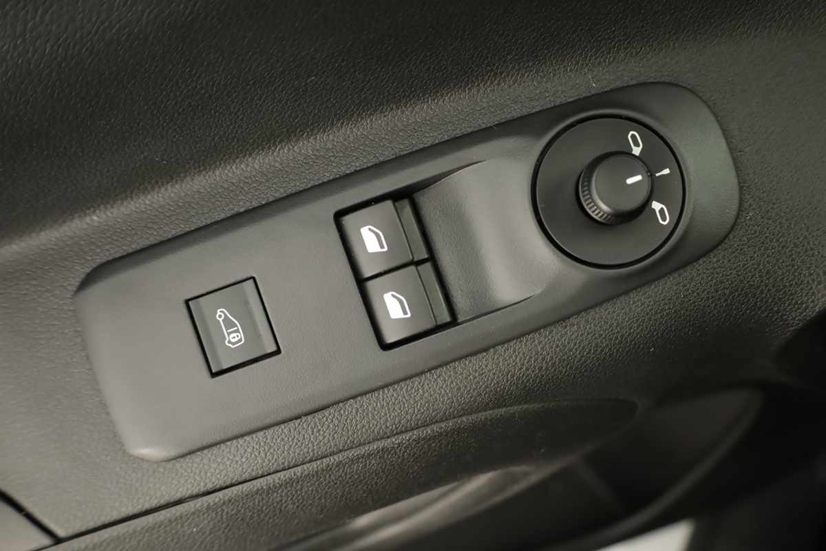 citroen-berlingo-2024-diesel-1499cc