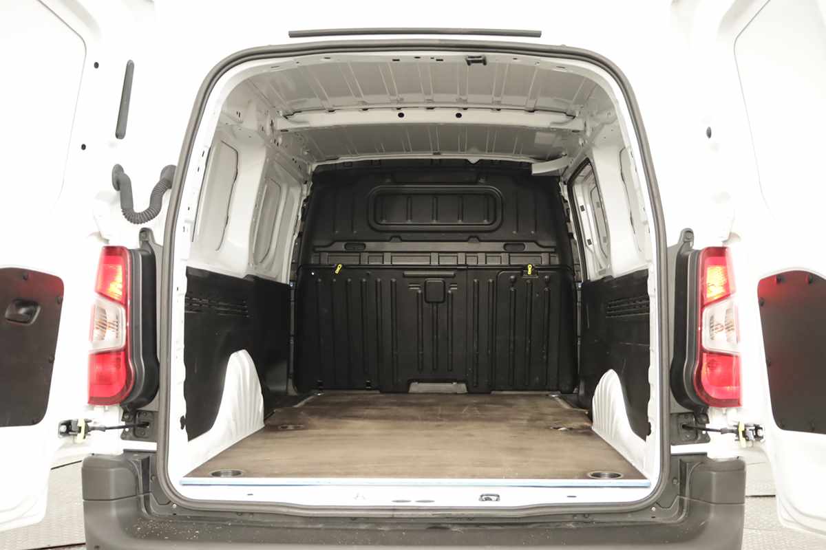 citroen-berlingo-2024-diesel-1499cc