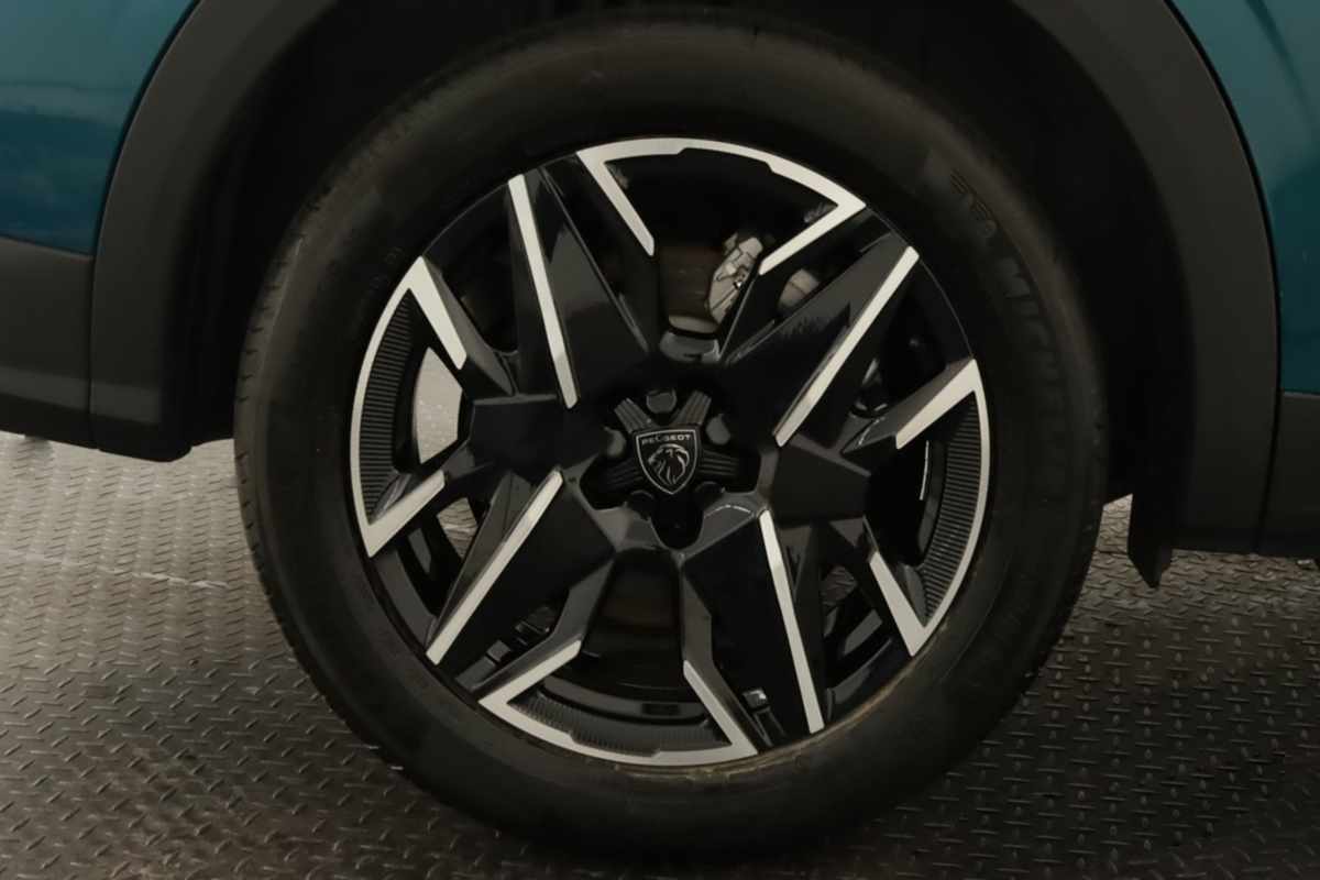 peugeot-5008-2025-gasolina-1199cc