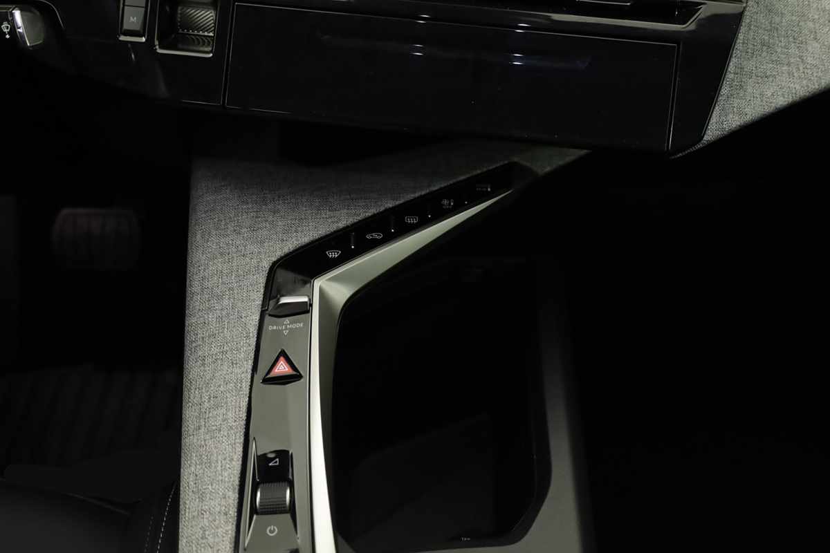 peugeot-5008-2025-gasolina-1199cc