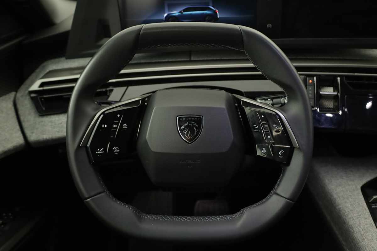 peugeot-5008-2025-gasolina-1199cc
