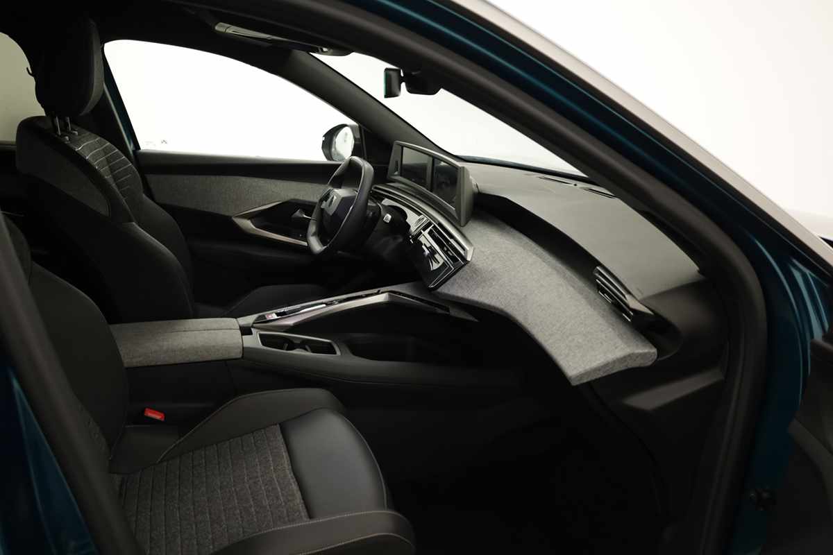 peugeot-5008-2025-gasolina-1199cc