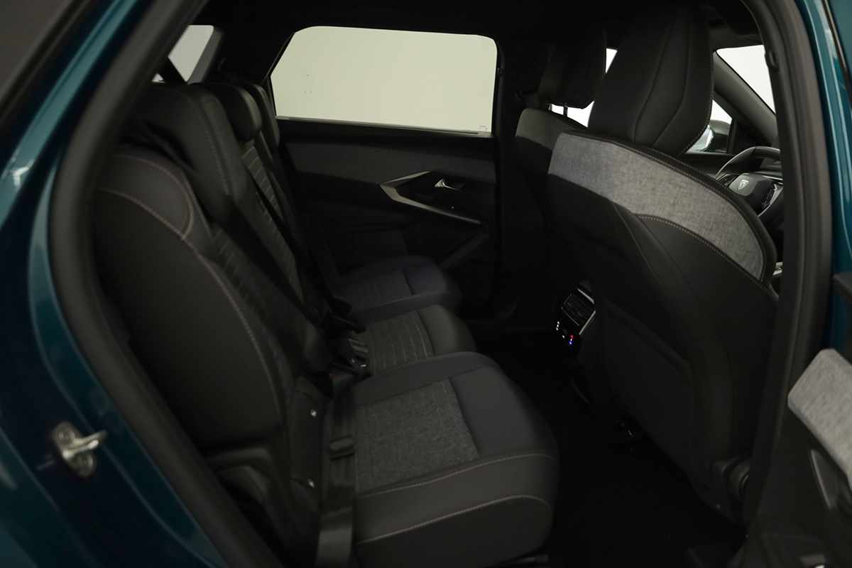 peugeot-5008-2025-gasolina-1199cc