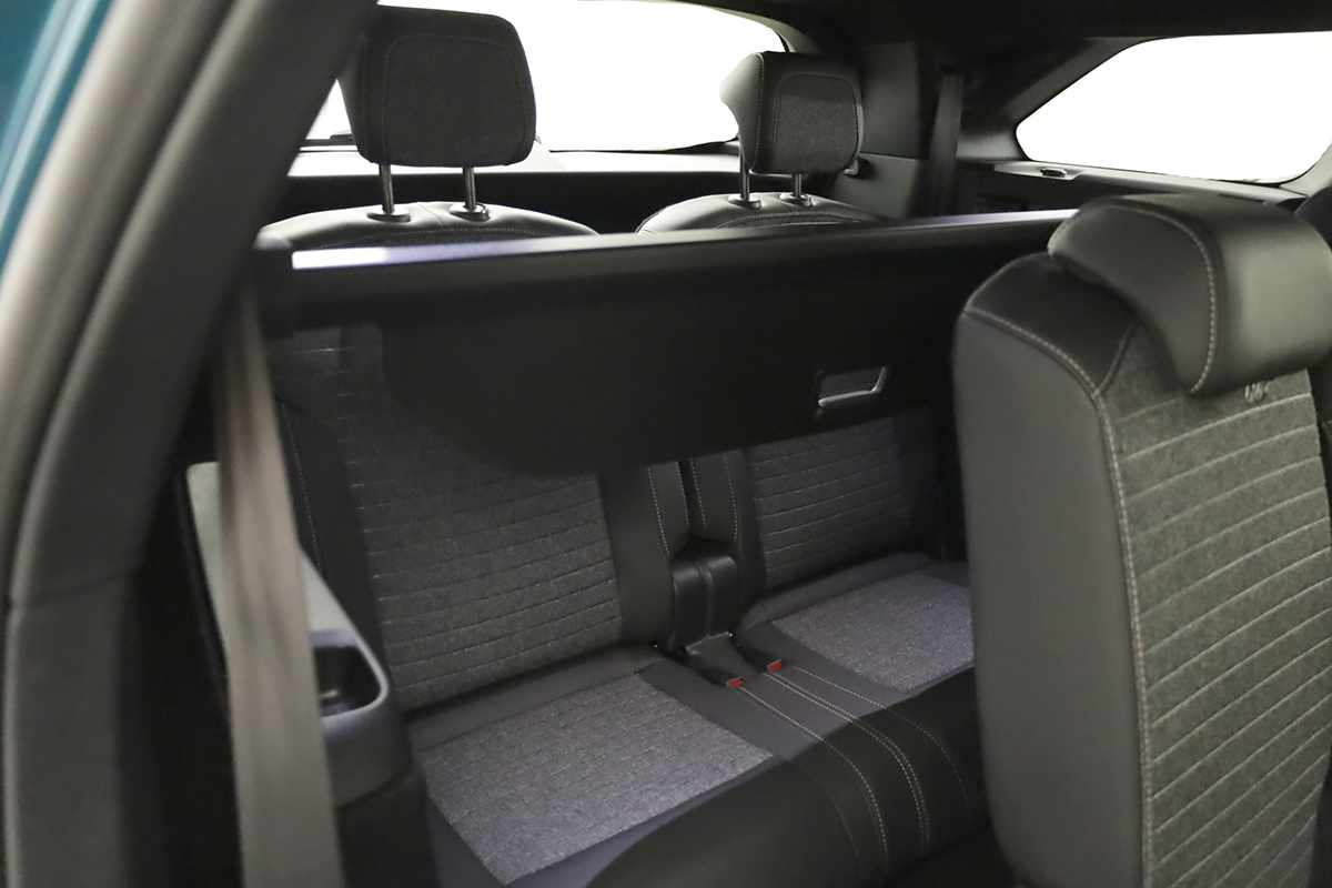 peugeot-5008-2025-gasolina-1199cc